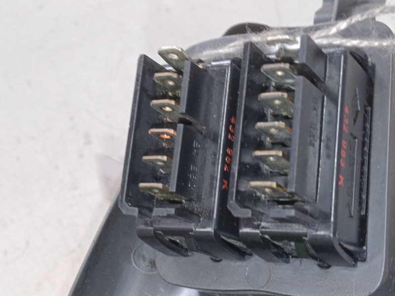 Recambio de mando elevalunas delantero izquierdo para renault scénic i monospace (ja0/1_, fa0_) 1.4 16v (ja0d, ja1h, ja0w, ja10)