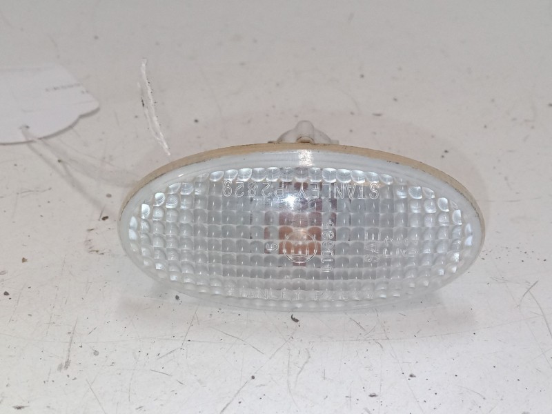 Recambio de intermitente lateral derecho para mazda 6 sedán (gg) 2.0 di (gg14) referencia OEM IAM   