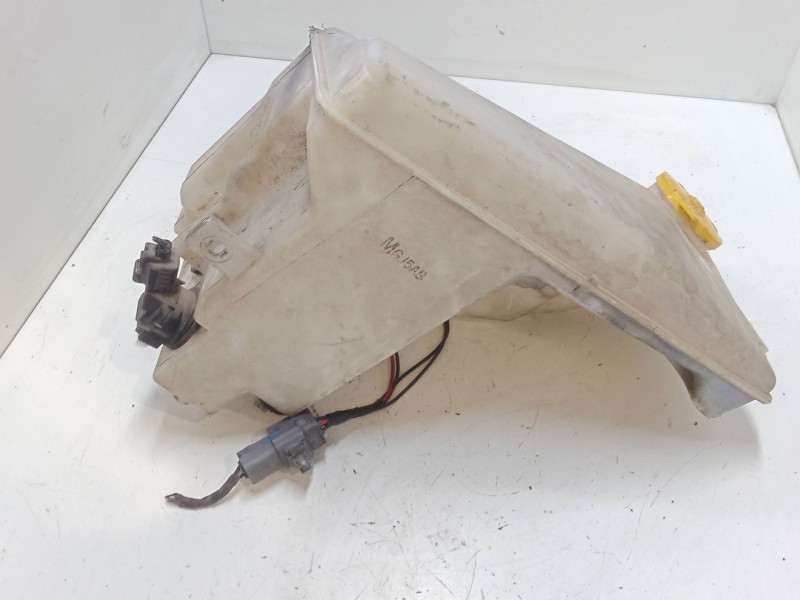 Recambio de botella liquido limpiaparabrisas para mazda 6 sedán (gg) 2.0 di (gg14) referencia OEM IAM   