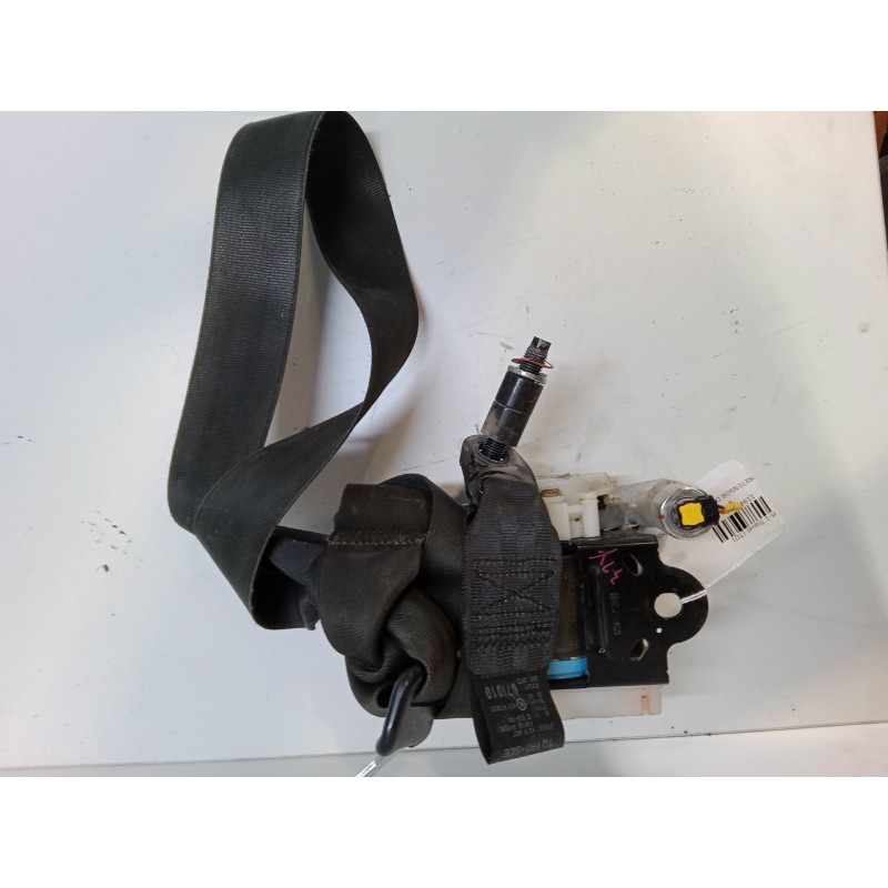 Recambio de cinturon con pretensor delantero derecho para hyundai h-1 travel (tq) 2.5 crdi referencia OEM IAM   