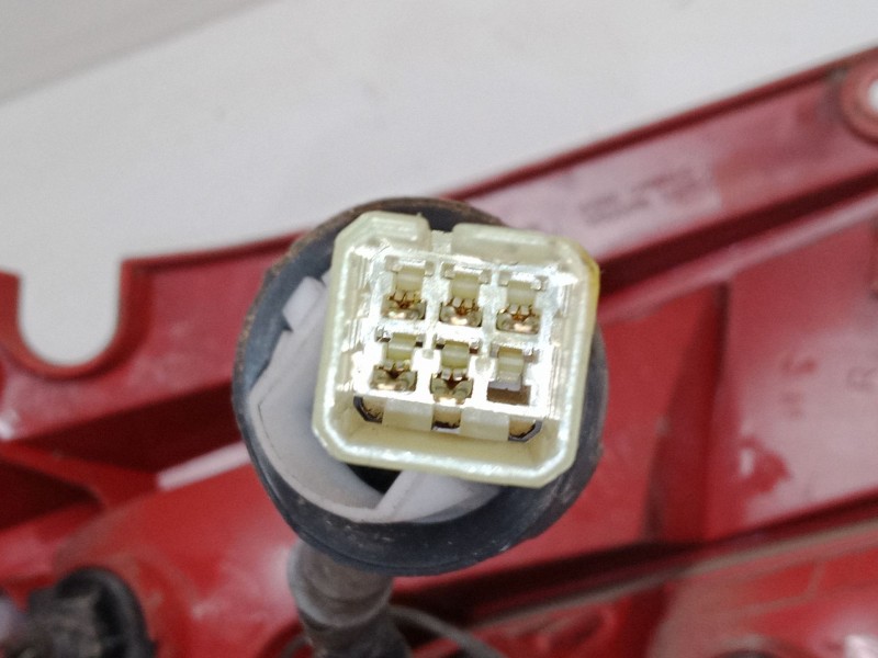 Recambio de piloto trasero derecho para suzuki swift iii (mz, ez) 1.3 ddis (rs 413d) referencia OEM IAM   