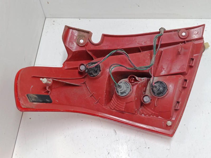 Recambio de piloto trasero derecho para suzuki swift iii (mz, ez) 1.3 (rs 413) referencia OEM IAM   