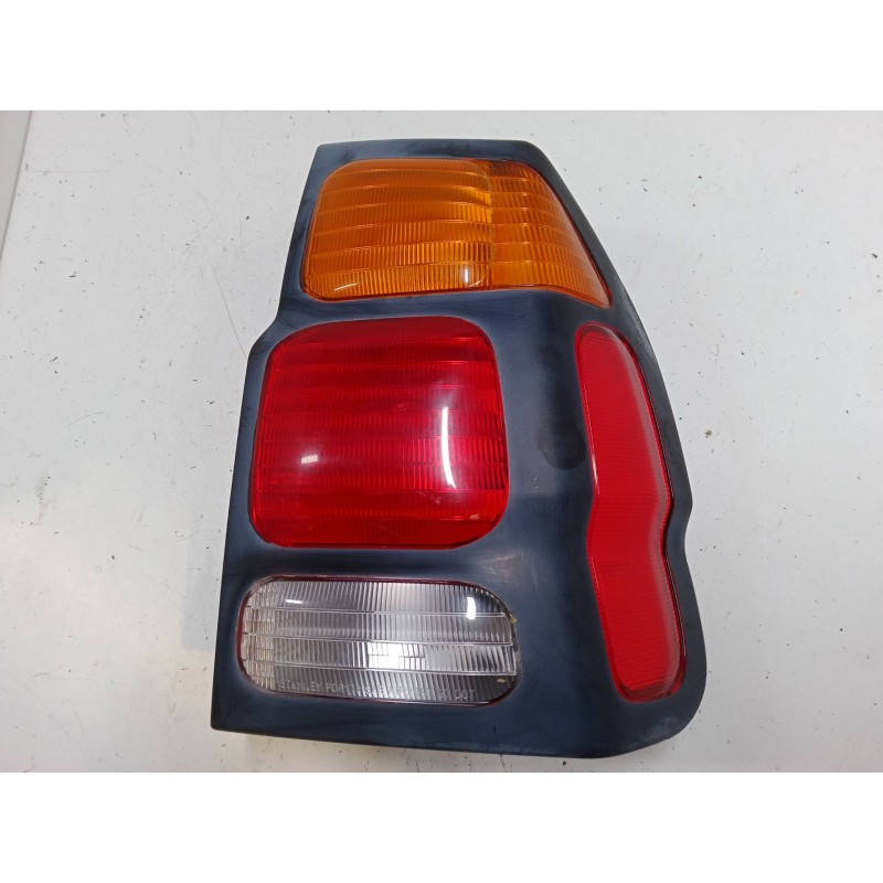 Recambio de piloto trasero derecho para mitsubishi montero sport i (k7_, k9_) 2.5 td (k94w, k74t) referencia OEM IAM   