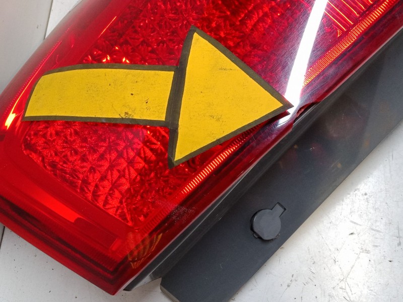 Recambio de piloto trasero derecho para hyundai i800 se crdi auto euro6 a51az1 referencia OEM IAM   