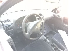 opel astra g hatchback (t98) del año 2001 2