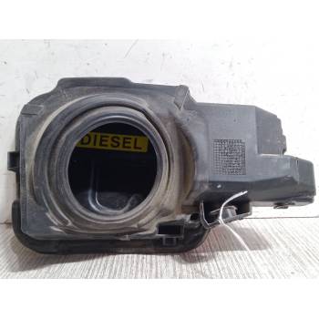 TAPA EXTERIOR COMBUSTIBLE 