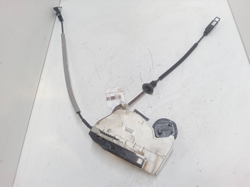 Recambio de cerradura puerta trasera izquierda para volkswagen golf vi (5k1) 1.6 tdi referencia OEM IAM   