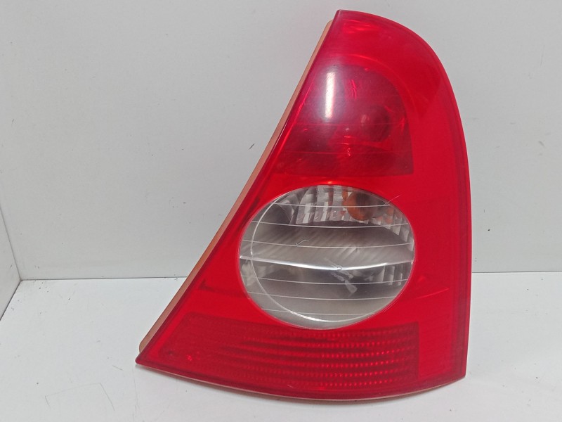 Recambio de piloto trasero derecho para renault clio ii (bb_, cb_) 1.2 (bb0a, bb0f, bb10, bb1k, bb28, bb2d, bb2h, cb0a,... refer