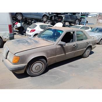 MERCEDES-BENZ 300-D de desguace