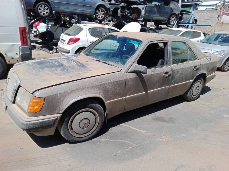 MERCEDES-BENZ 300-D