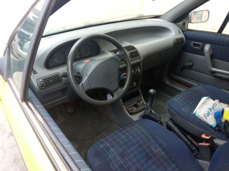 fiat punto descapotable (176_) del año 1996