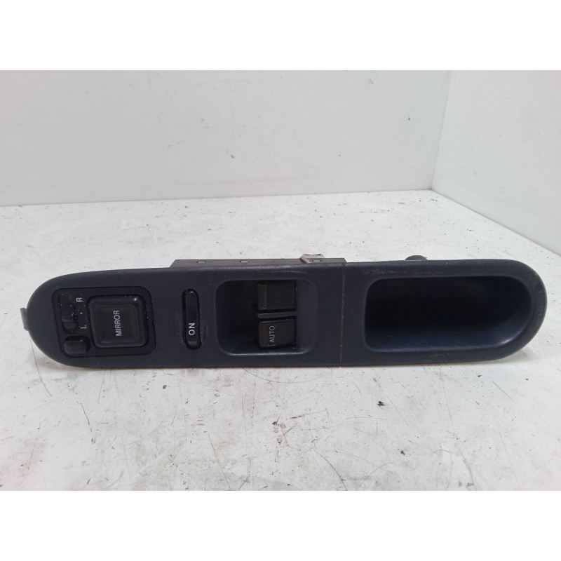 Recambio de mando elevalunas delantero izquierdo para honda hr-v (gh_) 1.6 16v 4wd (gh2, gh4) referencia OEM IAM   