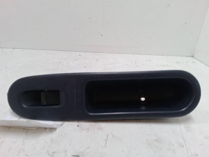 Recambio de mando elevalunas delantero derecho para honda hr-v (gh_) 1.6 16v 4wd (gh2, gh4) referencia OEM IAM   