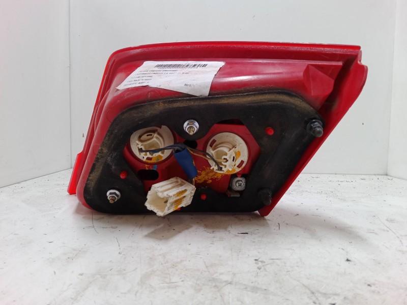 Recambio de piloto trasero porton izquierdo para chevrolet lacetti (j200) 1.4 16v referencia OEM IAM   