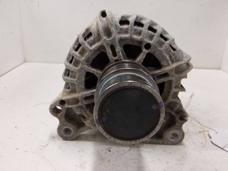 ALTERNADOR 04E903015 