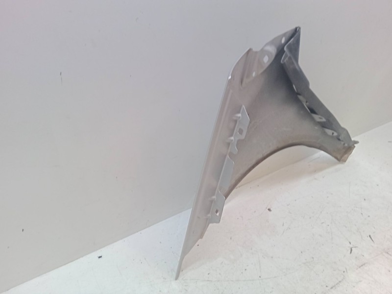 Recambio de aleta delantera derecha para mercedes-benz clase a (w168) a 140 (168.031, 168.131) referencia OEM IAM   