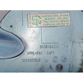 TAPA EXTERIOR COMBUSTIBLE 