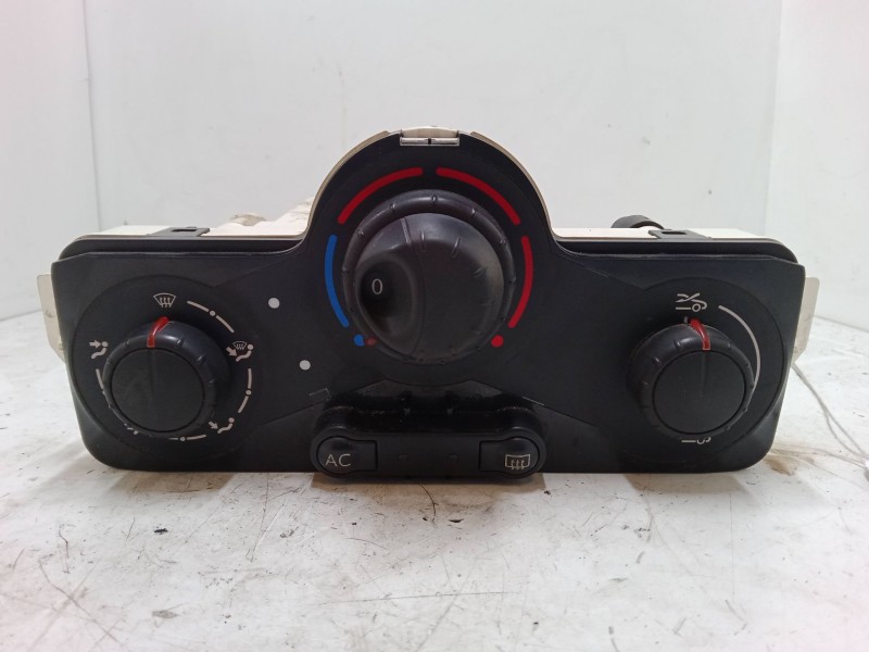 Recambio de mando climatizador para renault clio iii (br0/1, cr0/1) 1.5 dci (br17, cr17) referencia OEM IAM   