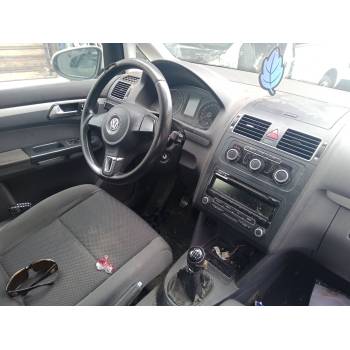 VOLKSWAGEN TOURAN (1T3)