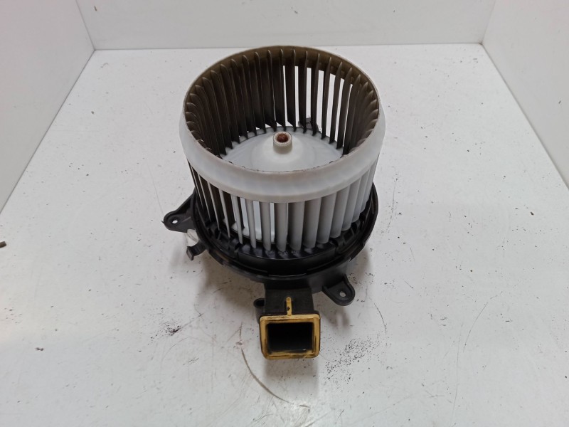 Recambio de motor calefaccion para fiat 500l (351_, 352_) 1.6 d multijet (199lye1b) referencia OEM IAM   