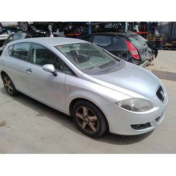 SEAT LEON (1P1)