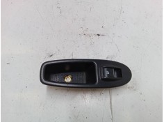 Recambio de mando elevalunas trasero derecho para fiat 500l (351_, 352_) 1.6 d multijet (199lye1b) referencia OEM IAM    2
