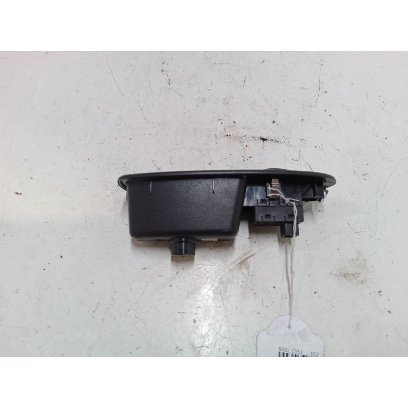 Recambio de mando elevalunas trasero derecho para fiat 500l (351_, 352_) 1.6 d multijet (199lye1b) referencia OEM IAM   