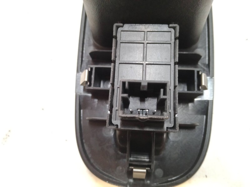 Recambio de mando elevalunas delantero derecho para fiat 500l (351_, 352_) 1.6 d multijet (199lye1b) referencia OEM IAM   