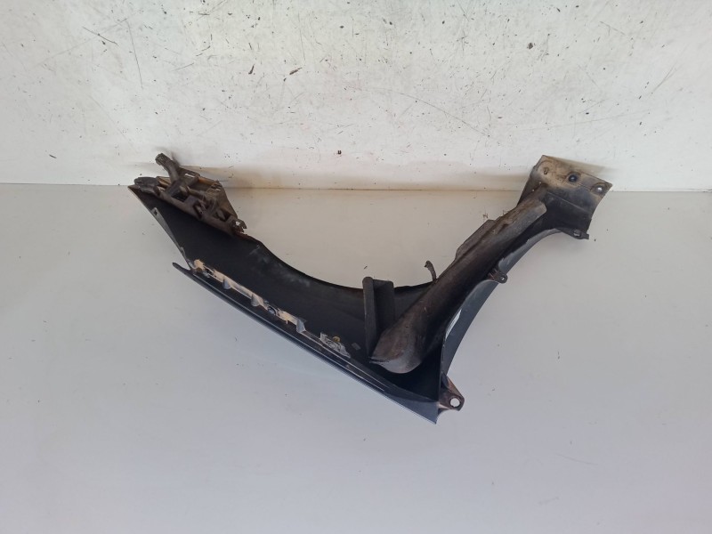 Recambio de aleta delantera izquierda para peugeot 307 sw (3h) 2.0 16v referencia OEM IAM   
