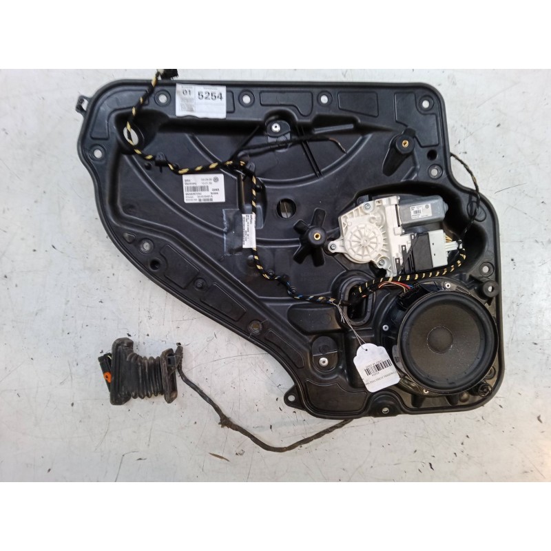 Recambio de elevalunas electrico trasero izquierdo para volkswagen golf vi (5k1) 1.6 tdi referencia OEM IAM   