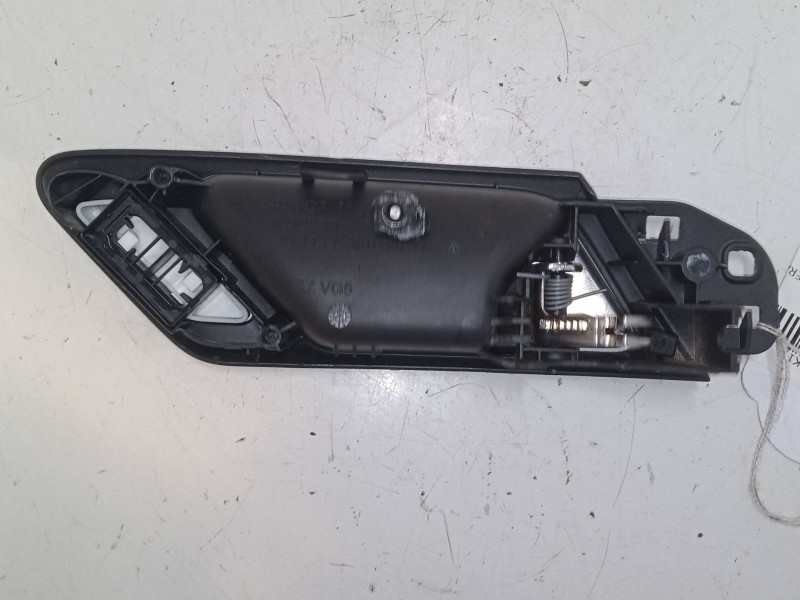 Recambio de maneta interior puerta delantera derecha para volkswagen golf vi (5k1) 1.6 tdi referencia OEM IAM   