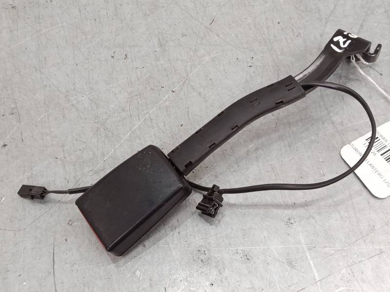ANCLAJE CINTURON DELANTERO IZQUIERDO 