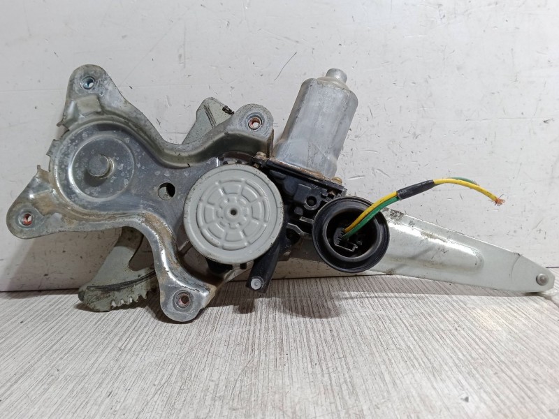 Recambio de elevalunas electrico trasero derecho para toyota rav 4 ii (_a2_) 2.0 4wd (aca21, aca20) referencia OEM IAM   
