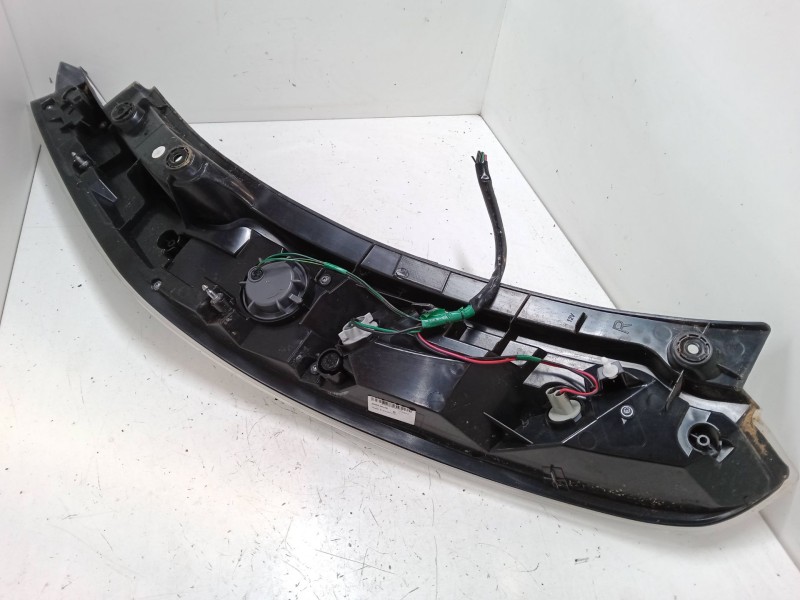 Recambio de piloto trasero derecho para nissan leaf (ze0) electric referencia OEM IAM 26550-3NL0B  