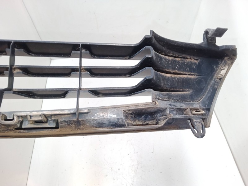 Recambio de rejillas capo para ford fiesta iv (ja_, jb_) 1.3 i referencia OEM IAM   