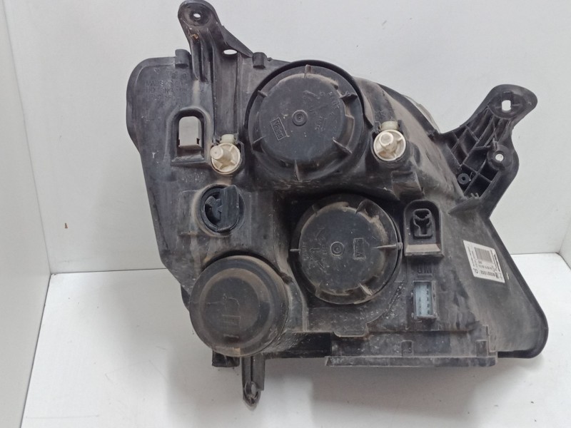 Recambio de faro izquierdo para opel meriva a monospace (x03) 1.7 cdti (e75) referencia OEM IAM 93321052  