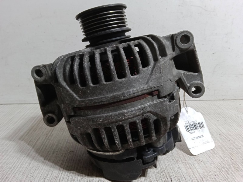 Recambio de alternador para audi a4 b7 (8ec) 2.0 referencia OEM IAM   