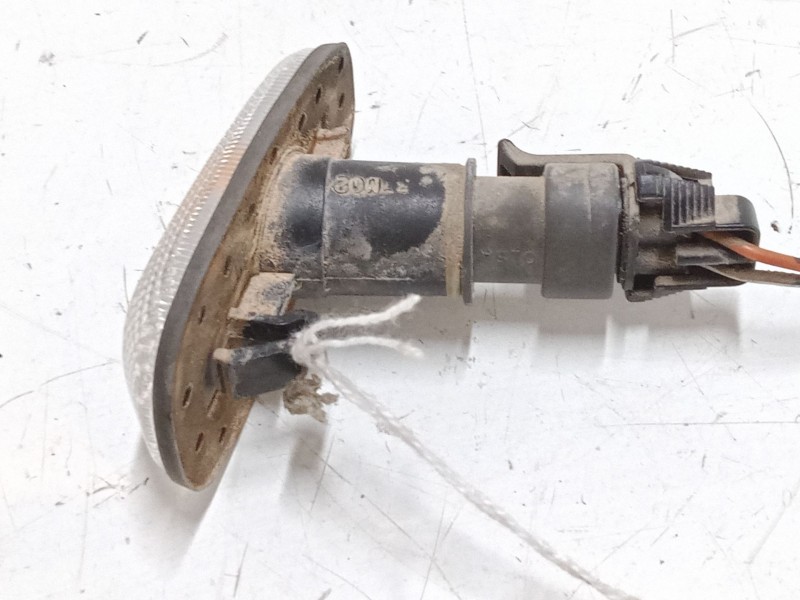 Recambio de intermitente lateral izquierdo para opel zafira a monospace (t98) 2.2 dti 16v (f75) referencia OEM IAM   