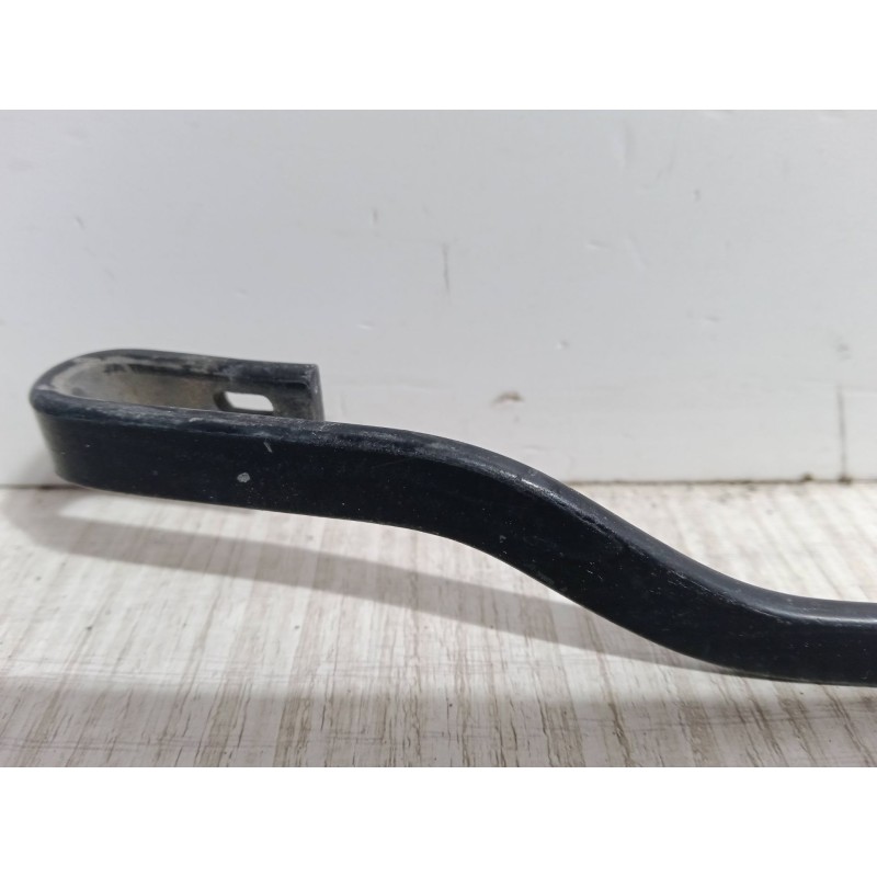 Recambio de brazo limpia delantero izquierdo para opel corsa b (s93) 1.0 i 12v (f08, f68, m68) referencia OEM IAM   