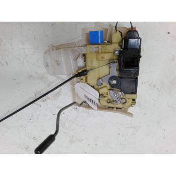 CERRADURA PUERTA DELANTERA IZQUIERDA 