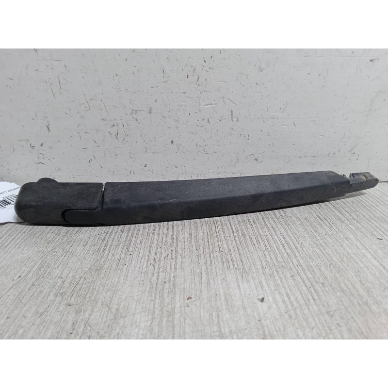 Recambio de brazo limpia trasero para peugeot 308 i (4a_, 4c_) 1.6 hdi referencia OEM IAM   