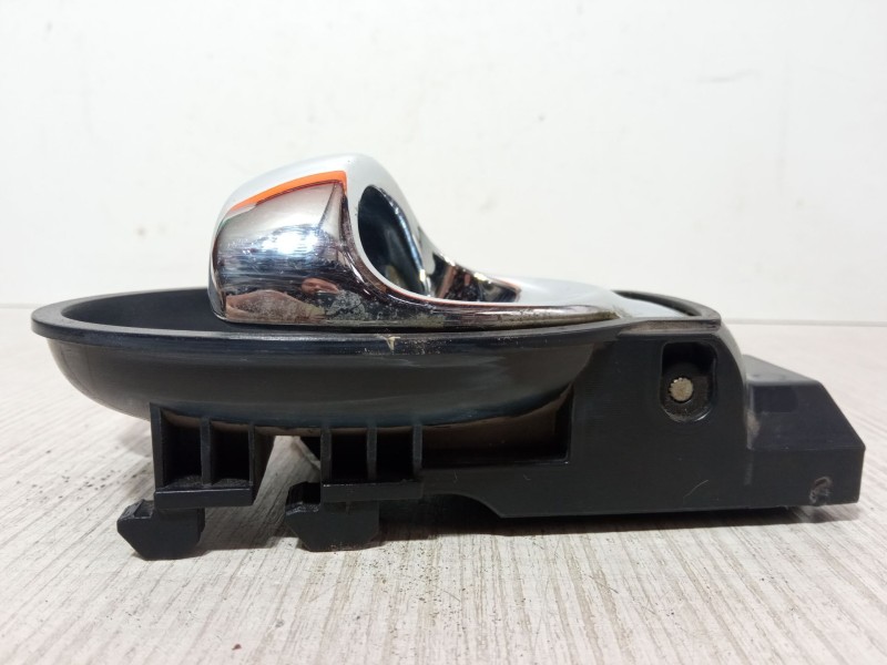 Recambio de maneta interior puerta delantera izquierda para nissan juke (f15) 1.5 dci referencia OEM IAM   