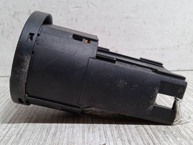 Recambio de conmutador de luces para volkswagen golf iv (1j1) 1.9 sdi referencia OEM IAM   