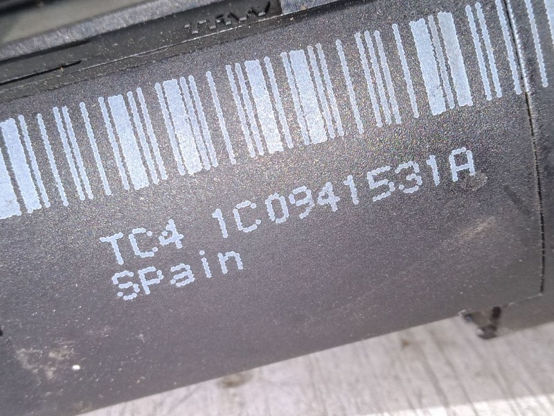 Recambio de conmutador de luces para volkswagen golf iv (1j1) 1.9 sdi referencia OEM IAM   