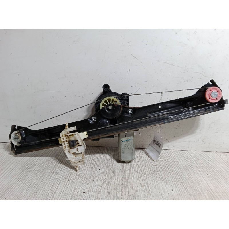 Recambio de elevalunas electrico delantero izquierdo para fiat bravo ii (198_) 1.9 d multijet (198axb1a) referencia OEM IAM    Recambio de elevalunas electrico delantero izquierdo para fiat bravo ii (198_) 1.9 d multijet (198axb1a) referencia OEM IAM