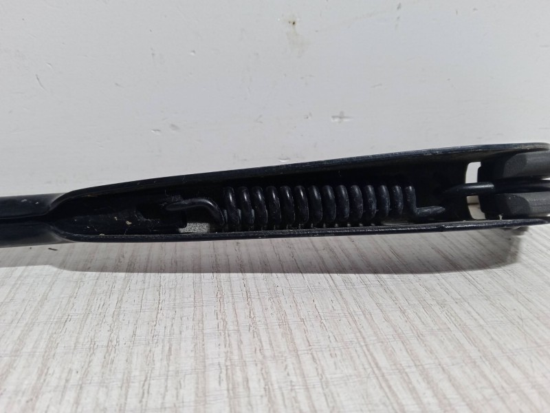 Recambio de brazo limpia delantero izquierdo para opel corsa b (s93) 1.0 i 12v (f08, f68, m68) referencia OEM IAM   