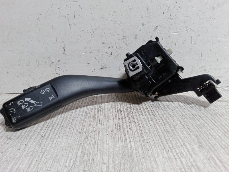 Recambio de mando de intermitencia para seat leon (1p1) 1.9 tdi referencia OEM IAM 1K0953513G  
