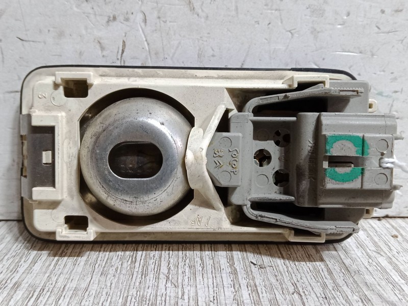 Recambio de luz interior delantera para peugeot 206 hatchback (2a/c) 1.4 hdi eco 70 referencia OEM IAM   