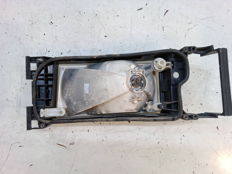 Recambio de faro derecho para scania scania p p 94gb 6x2 referencia OEM IAM   