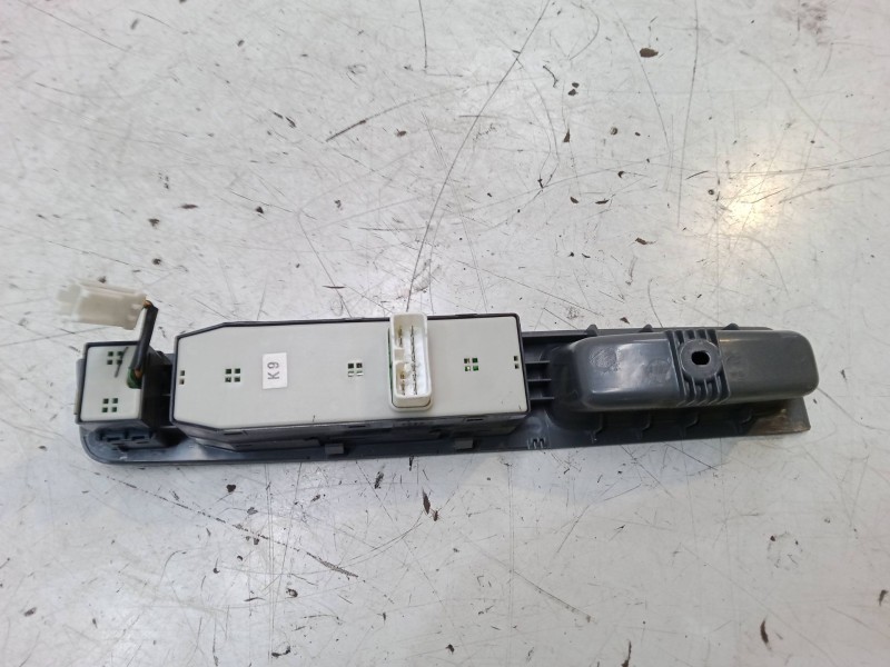 Recambio de mando elevalunas delantero izquierdo para daewoo nubira sedán (j200) 1.8 referencia OEM IAM   